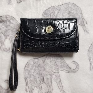 Liz Claiborne Wristlet